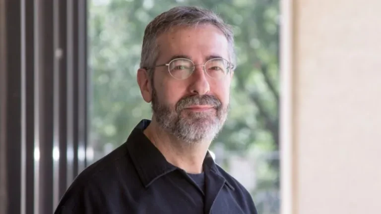 Deus Ex and Epic Mickey Creator Warren Spector Retires From Game Development After Over 40 Years